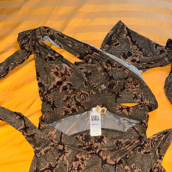 KWMS Floral Patterned set - Picture 2 of 6